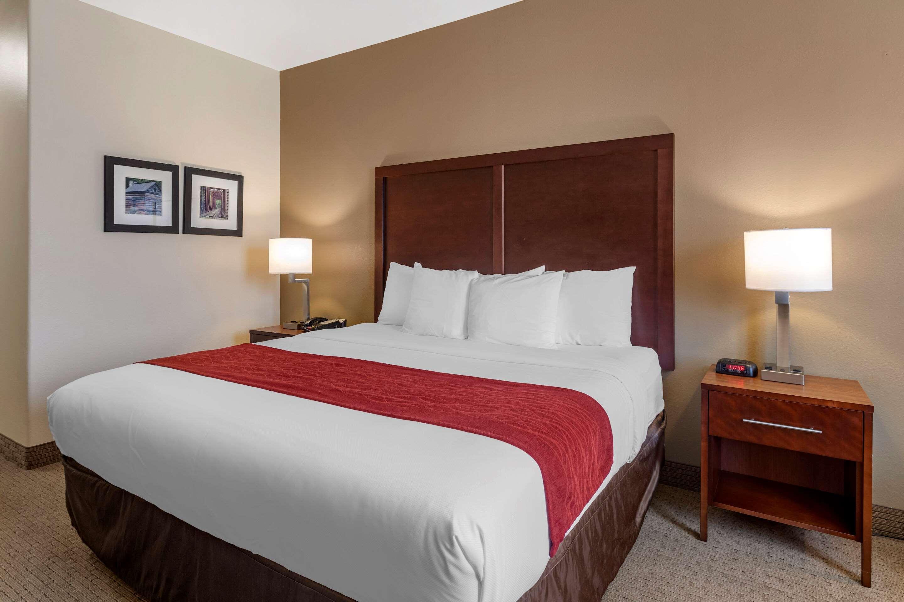 Comfort Inn & Suites Villa Rica Eksteriør bilde