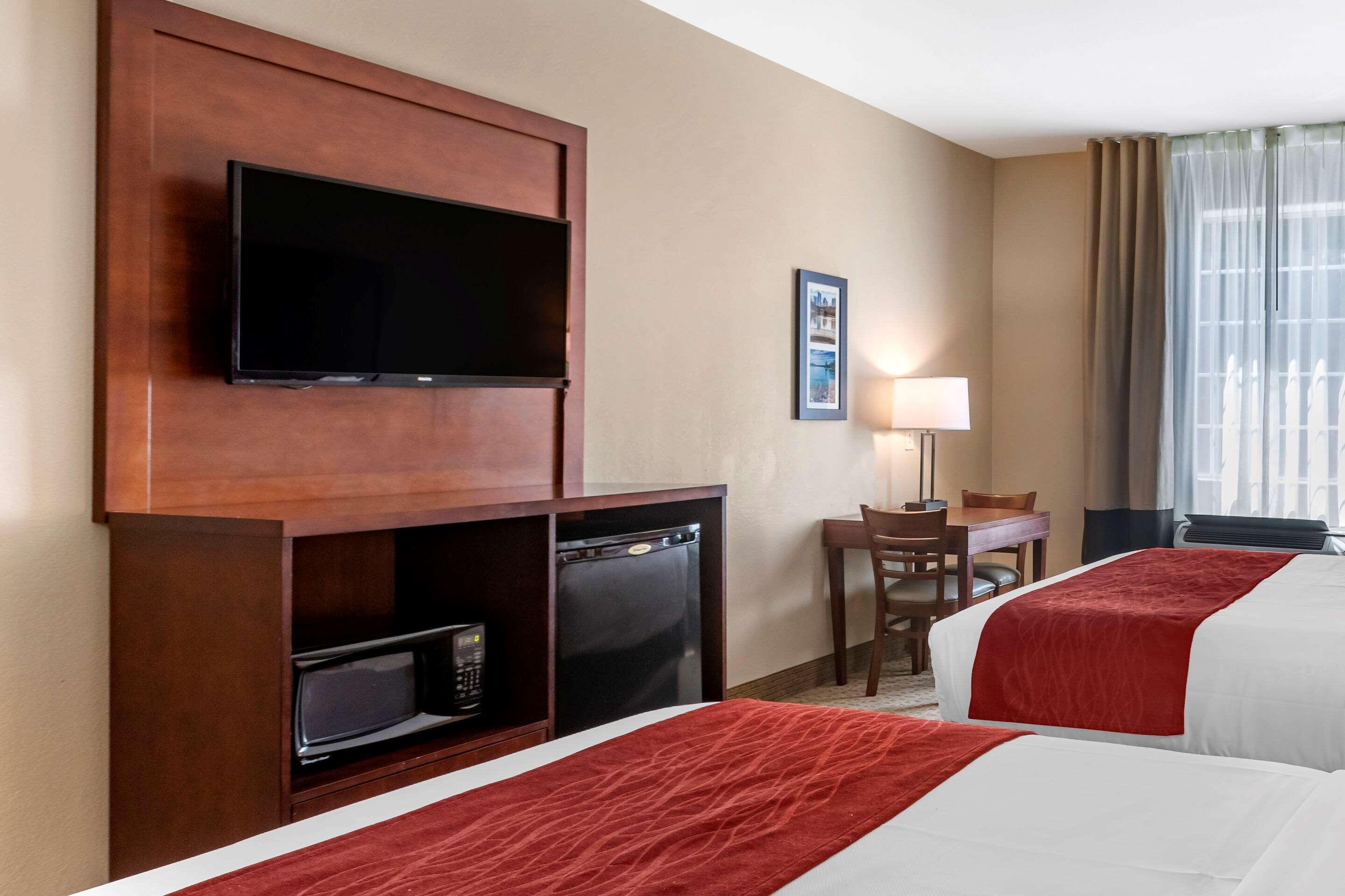Comfort Inn & Suites Villa Rica Eksteriør bilde