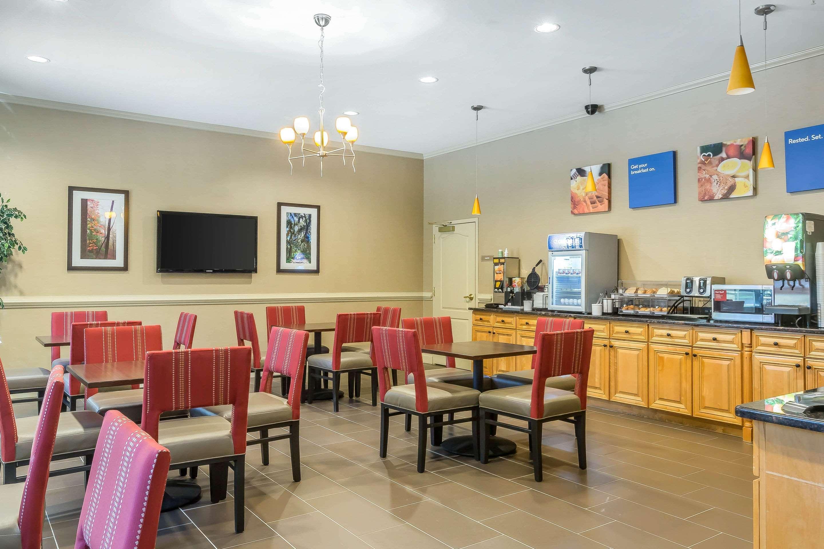 Comfort Inn & Suites Villa Rica Eksteriør bilde